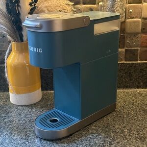 Keurig Mini-K single serve K- Cup pod coffee machine